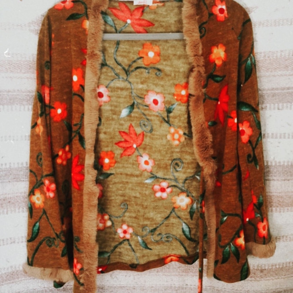 Vintage floral wrap around